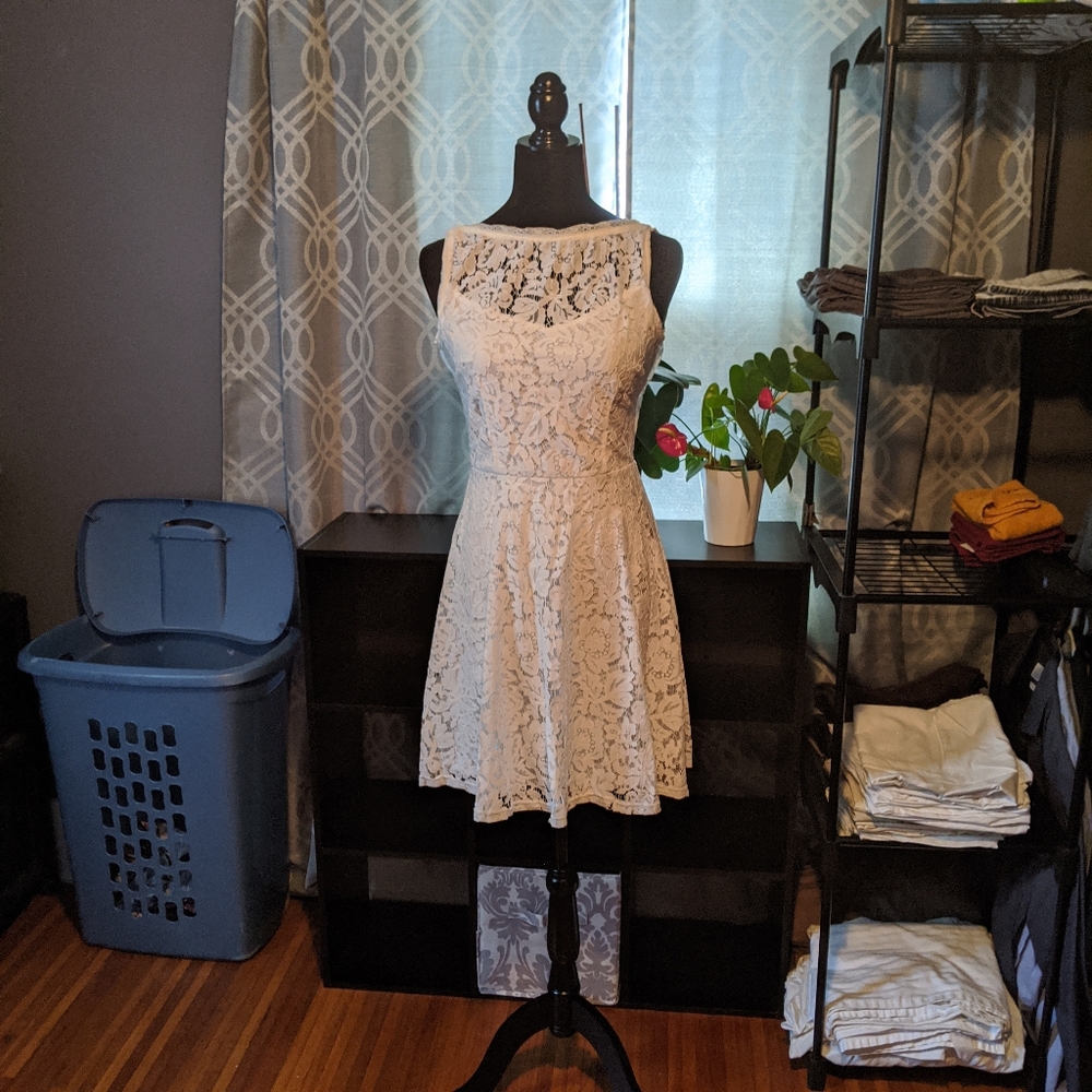 NWOT Boutique Lace Summer Dress